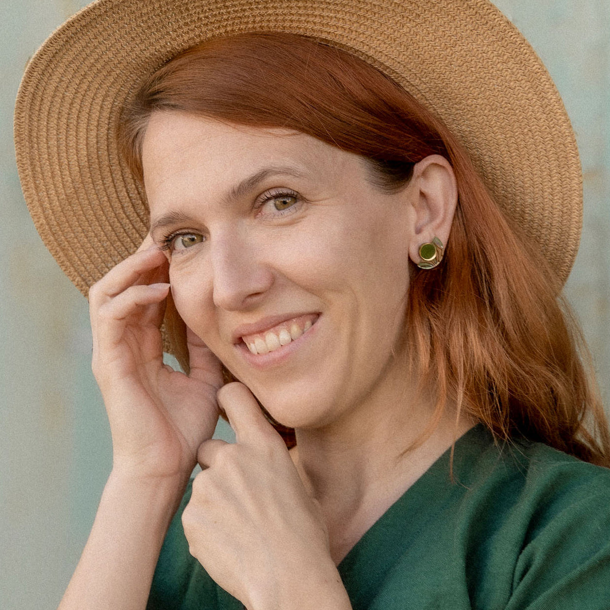 How to Build a Small Jewelry Collection That Actually Works